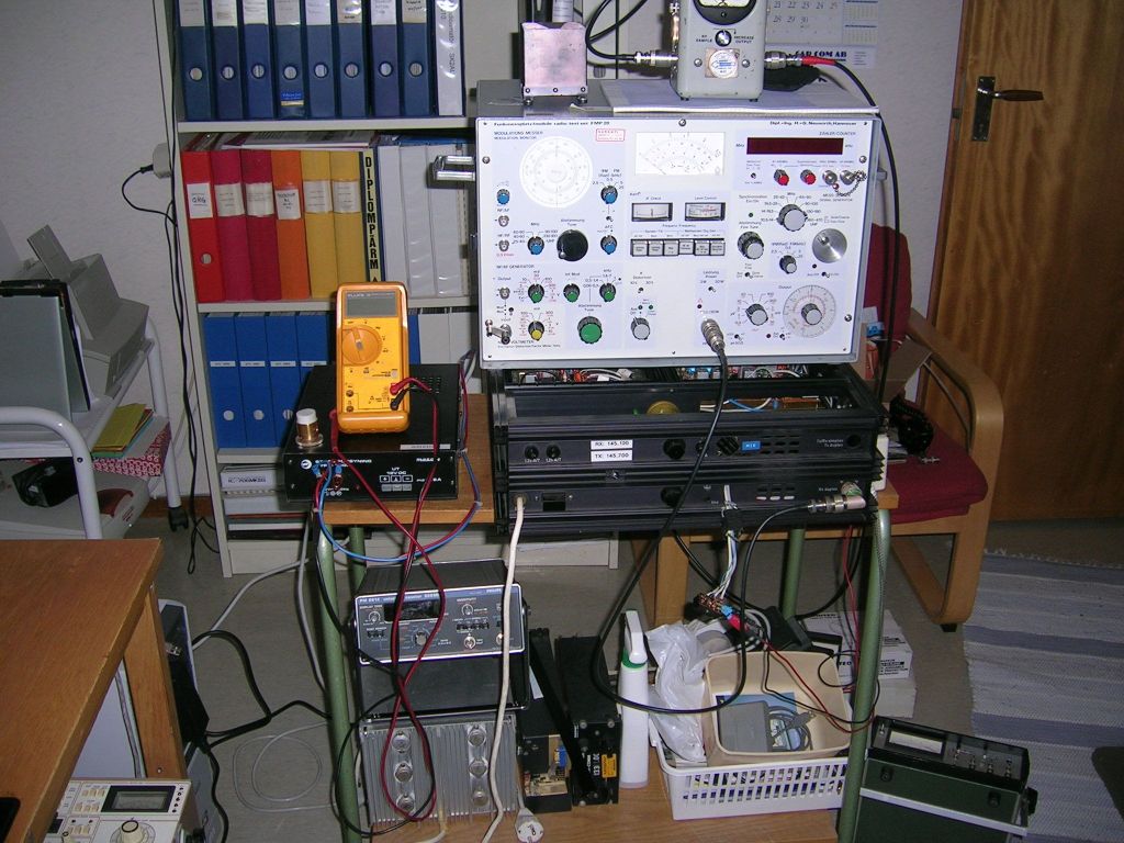 Picture of test instruments Picture of test instruments